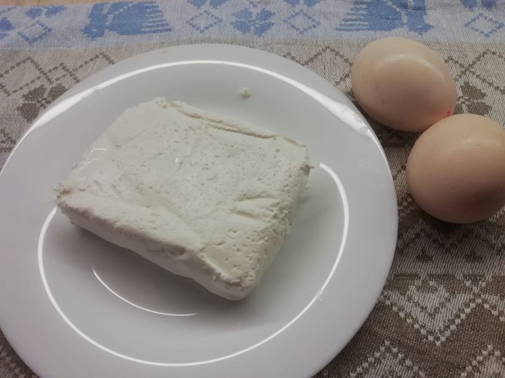 Requesón Huevos