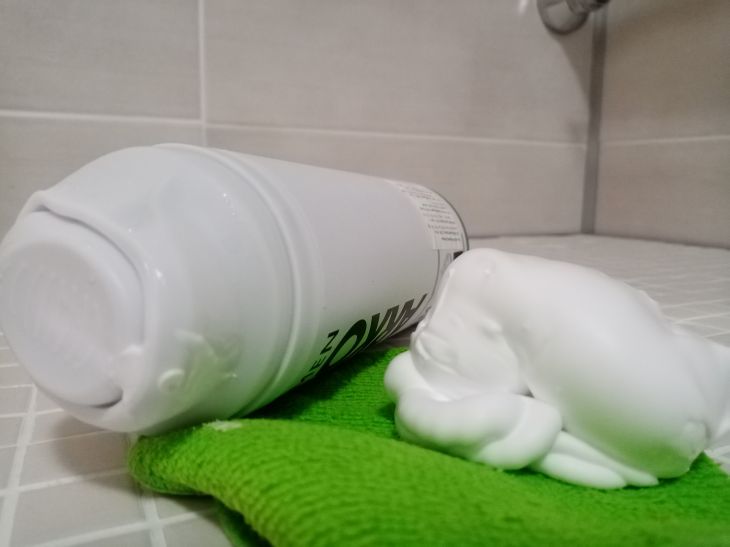 Shaving foam