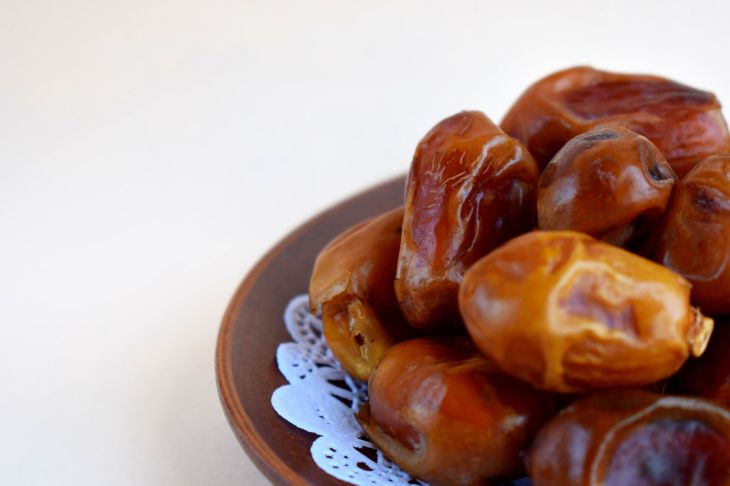 Dates on a plate