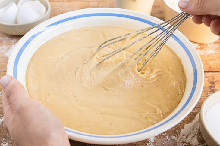 Plate with dough