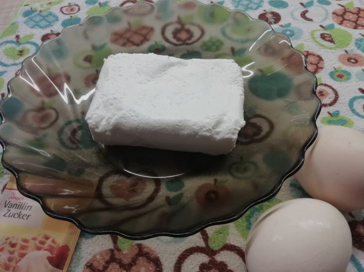 Cottage cheese and eggs