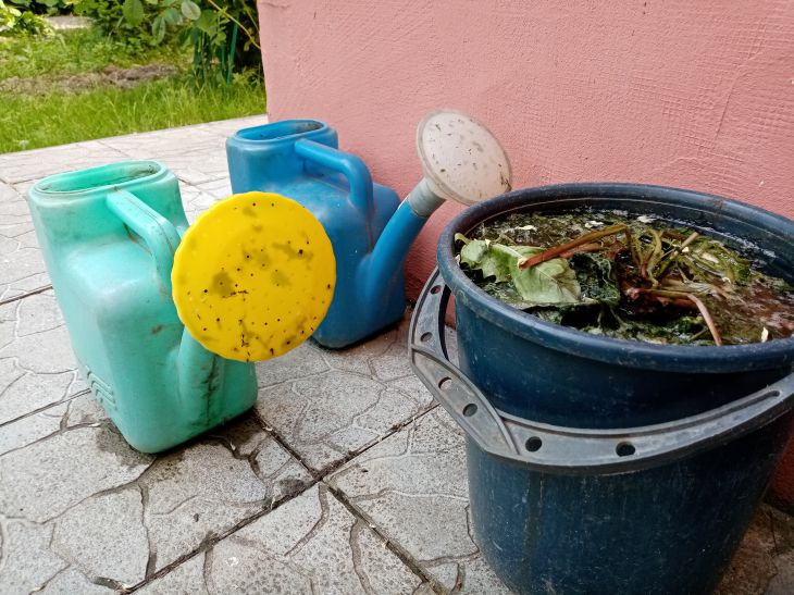 Watering Can Fertilizer