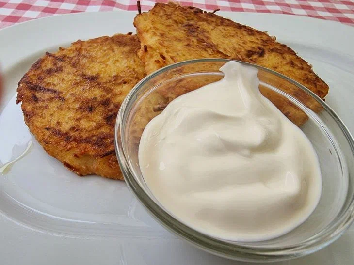 Sour cream and potato pancakes