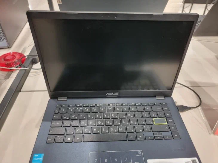 Laptop