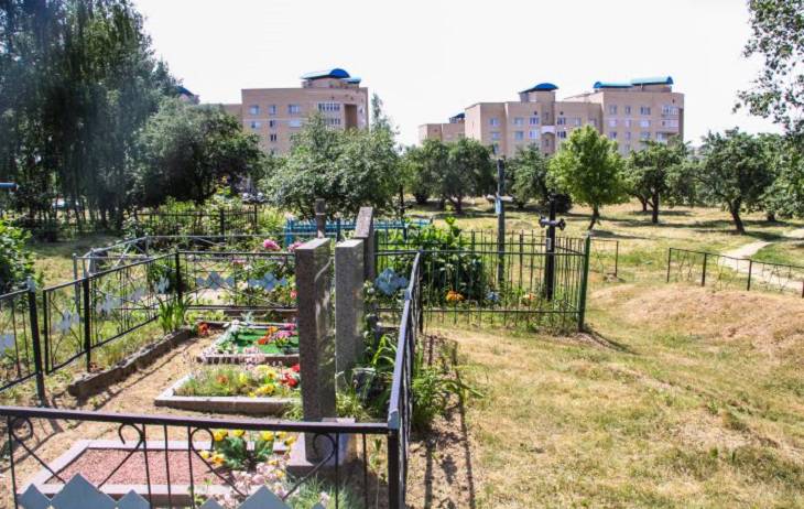 cemetery