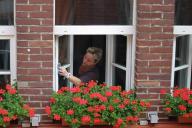 Window washing