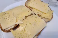 Sándwiches con queso